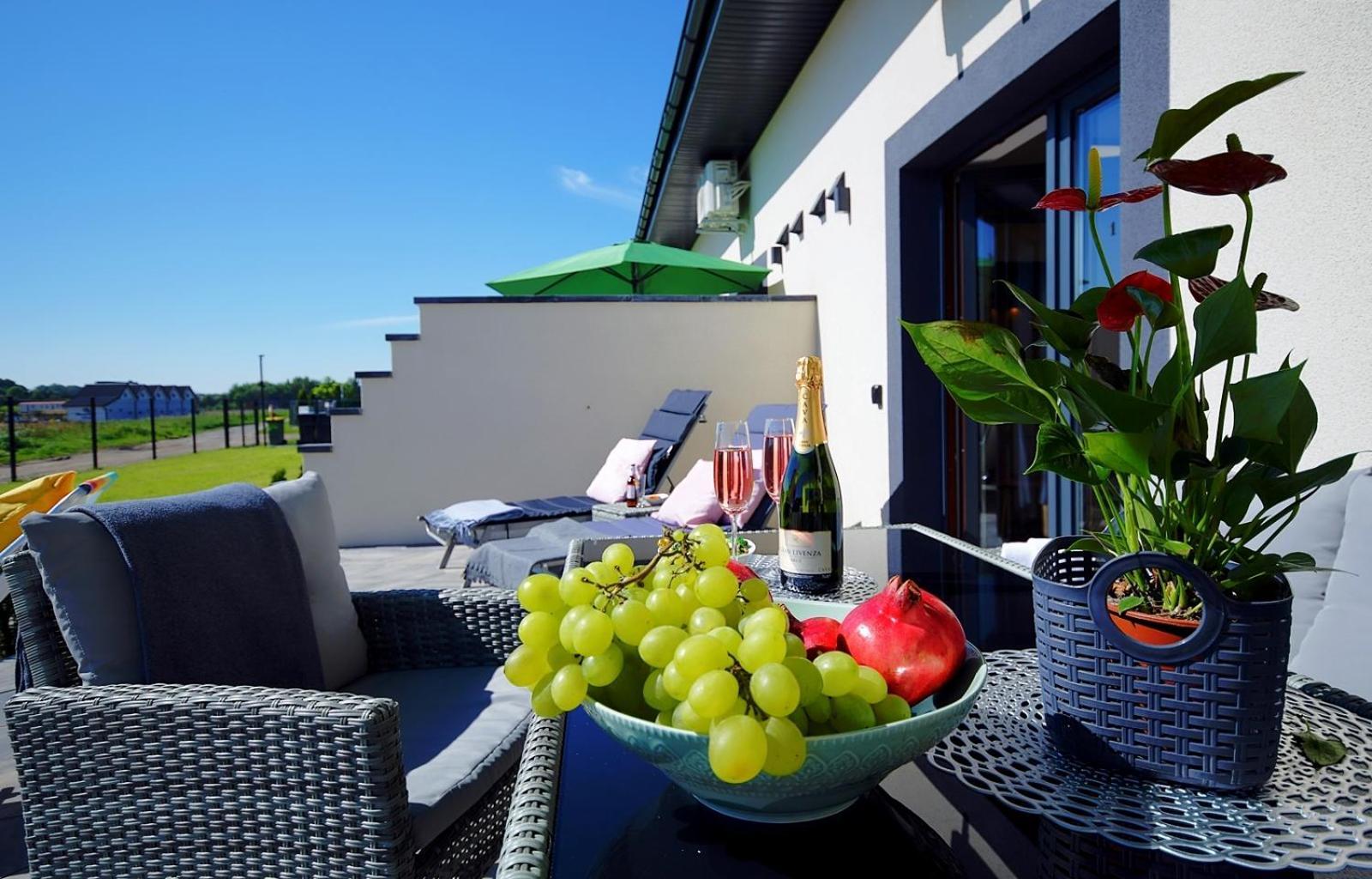 Apartments Sunshine - 650 Metrow Od Plazy Mielenko Zewnętrze zdjęcie